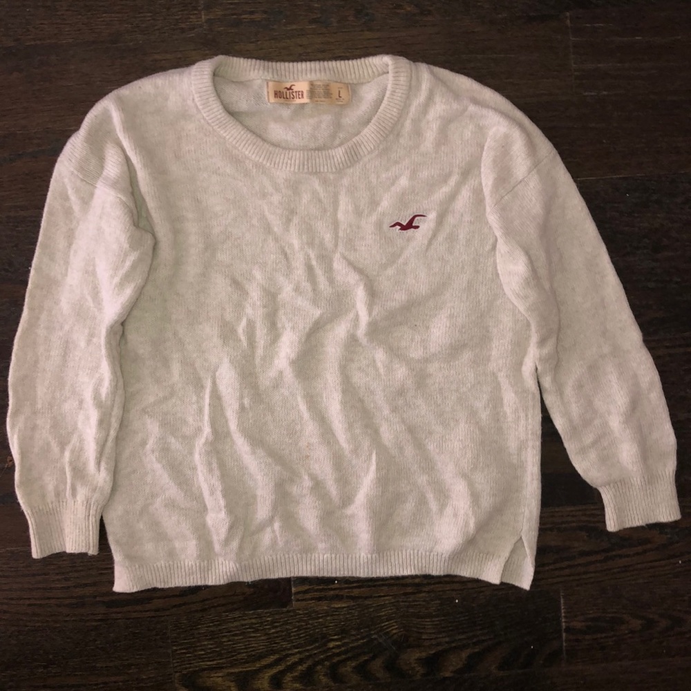 3/4 sleeve Hollister sweater...  color: oatmeal